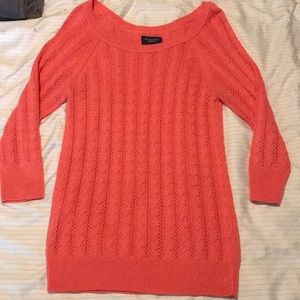 American Eagle Coral Crew Neck Sweater